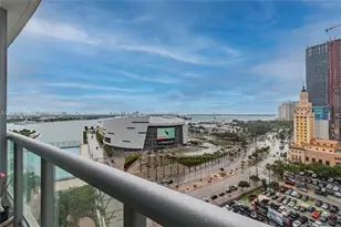 888 Biscayne Blvd, Miami, FL 33132 - Photo 21