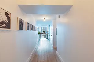888 Biscayne Blvd, Miami, FL 33132 - Photo 7