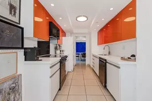 1000 Quayside Terrace, Miami, FL 33138 - Photo 11