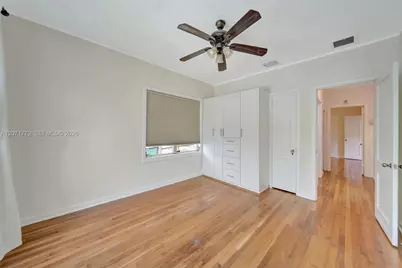 3431 SW 25th St, Miami, FL 33133 - Photo 23