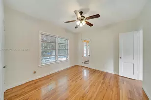 3431 SW 25th St, Miami, FL 33133 - Photo 43