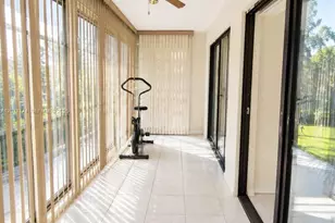 9964 N Belfort Cir, Tamarac, FL 33321 - Photo 9