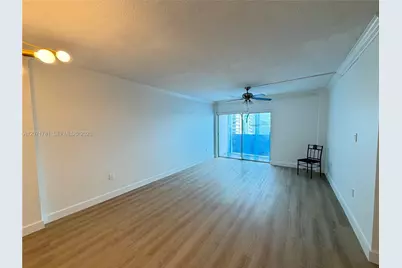 400 Kings Point Dr #604, Sunny Isles Beach, FL 33160 - Photo 9