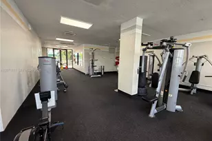 400 Kings Point Dr, Sunny Isles Beach, FL 33160 - Photo 19