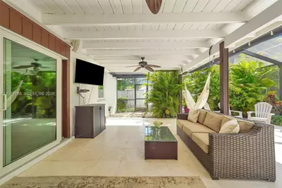 8520 SW 151st Street, Palmetto Bay, FL 33158 - Photo 27