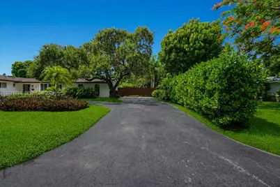 8520 SW 151st Street, Palmetto Bay, FL 33158 - Photo 3