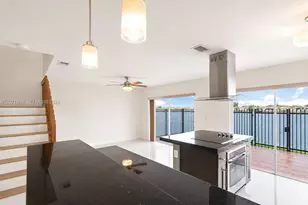 2561 W 60th Pl, Hialeah, FL 33016 - Photo 3