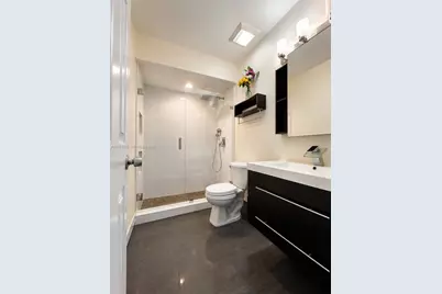 2561 W 60th Pl #102-1, Hialeah, FL 33016 - Photo 17