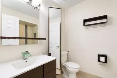 2561 W 60th Pl #102-1, Hialeah, FL 33016 - Photo 7