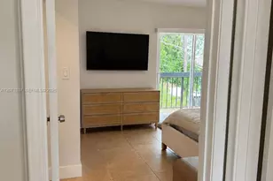 7483 SW 109th Ave, Miami, FL 33173 - Photo 7
