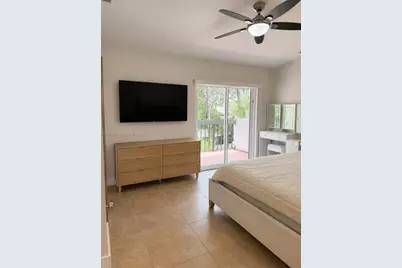 7483 SW 109th Ave, Miami, FL 33173 - Photo 9