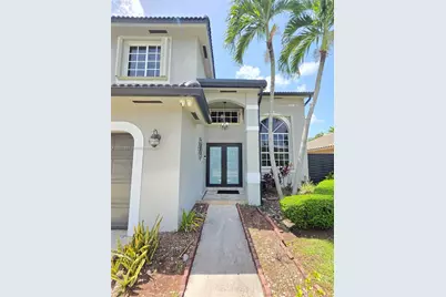 9352 SW 166th Ct, Miami, FL 33196 - Photo 3