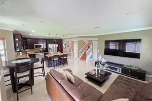 9352 SW 166th Ct, Miami, FL 33196 - Photo 13