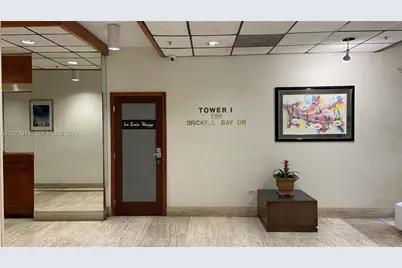 999 Brickell Bay Dr #809, Miami, FL 33131 - Photo 31