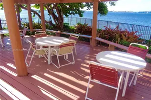 999 Brickell Bay Dr, Miami, FL 33131 - Photo 13