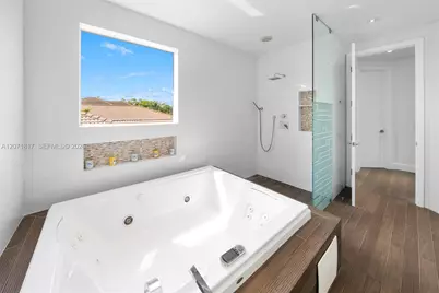 19522 NE 17th Ave, Miami, FL 33179 - Photo 21