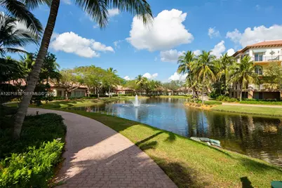 16135 Emerald Estates Dr #165, Weston, FL 33331 - Photo 3