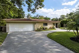 6861 SW 69th Terrace, South Miami, FL 33143 - Photo 1
