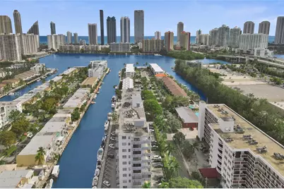 3600 NE 167th St #19, North Miami Beach, FL 33160 - Photo 3
