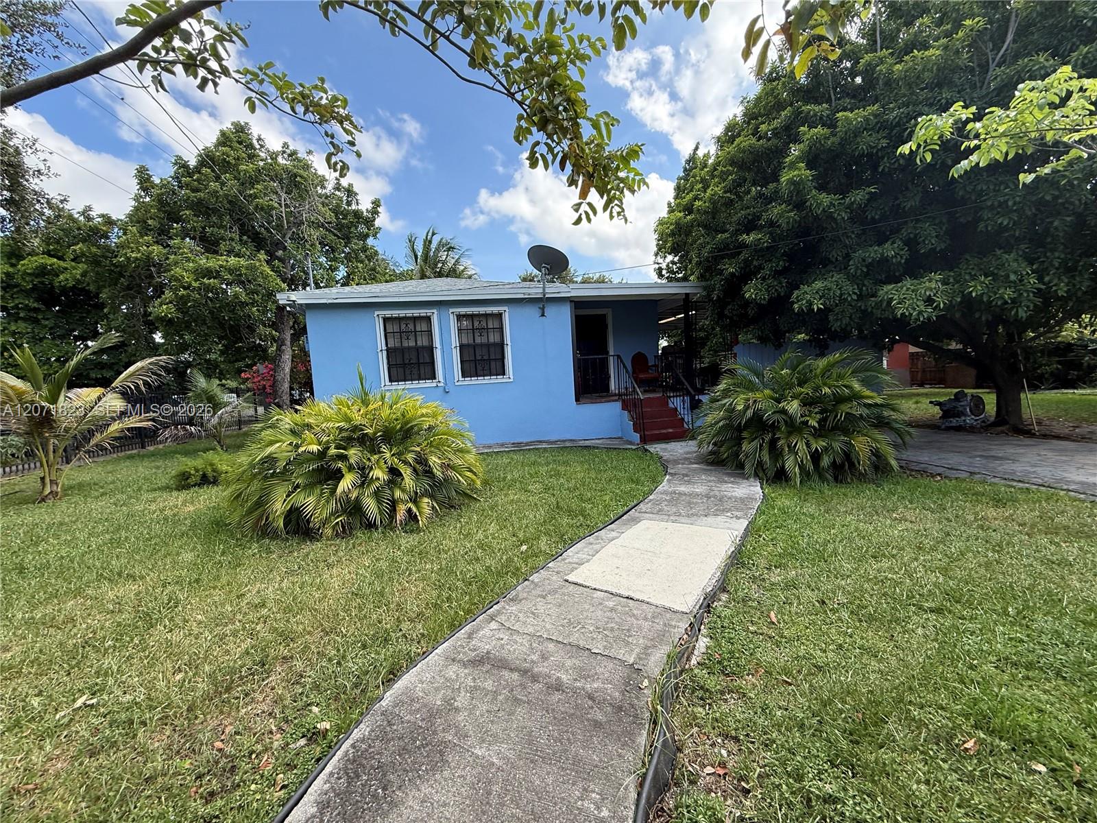 3102 NW 31st St - 3102 NW 31st St, Miami, FL 33142 Luxury Property | Jose Angel Pina