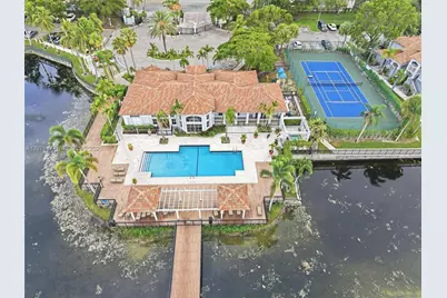 9615 NW 1st Ct #302, Pembroke Pines, FL 33024 - Photo 35
