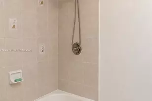 3600 NE 167th St, North Miami Beach, FL 33160 - Photo 19