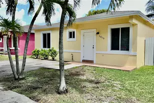 1615 SW 3rd Ct, Homestead, FL 33030 - Photo 1