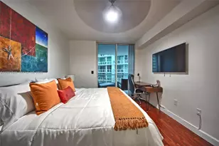 170 SE 14th St, Miami, FL 33131 - Photo 25