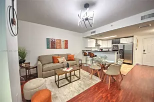 170 SE 14th St, Miami, FL 33131 - Photo 3
