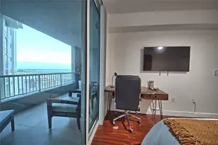 170 SE 14th St, Miami, FL 33131 - Photo 27