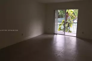 10740 N Kendall Dr, Miami, FL 33176 - Photo 7