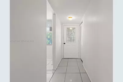 2900 NW 48th Ter #213, Lauderdale Lakes, FL 33313 - Photo 3