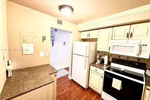 600 Three Islands Boulevard, Hallandale Beach, FL 33009 - Photo 11