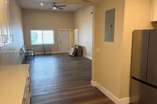 206 NE 1st Ct, Dania Beach, FL 33004 - Photo 13