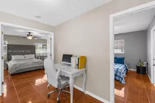 15753 SW 43rd St, Miami, FL 33185 - Photo 21