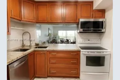 215 SE 3rd Ave #308C, Hallandale Beach, FL 33009 - Photo 5