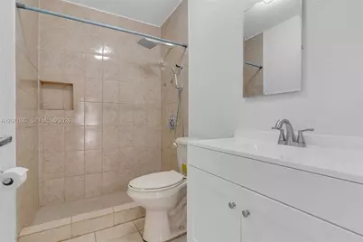 11209 SW 125th Pl, Kendall, FL 33186 - Photo 15
