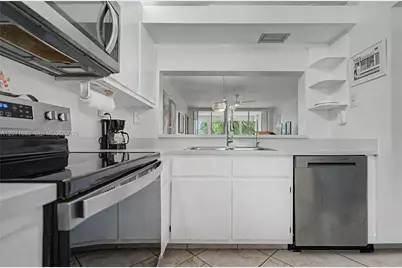 9520 Seagrape Dr #205, Davie, FL 33324 - Photo 17