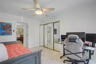 9520 Seagrape Dr, Davie, FL 33324 - Photo 27