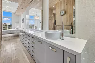 2001 Meridian Ave, Miami Beach, FL 33139 - Photo 19