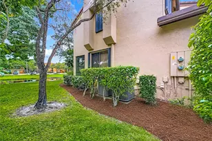10524 NW 10th St, Plantation, FL 33322 - Photo 39