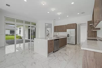 2440 SW 122nd Ter, Davie, FL 33325 - Photo 39