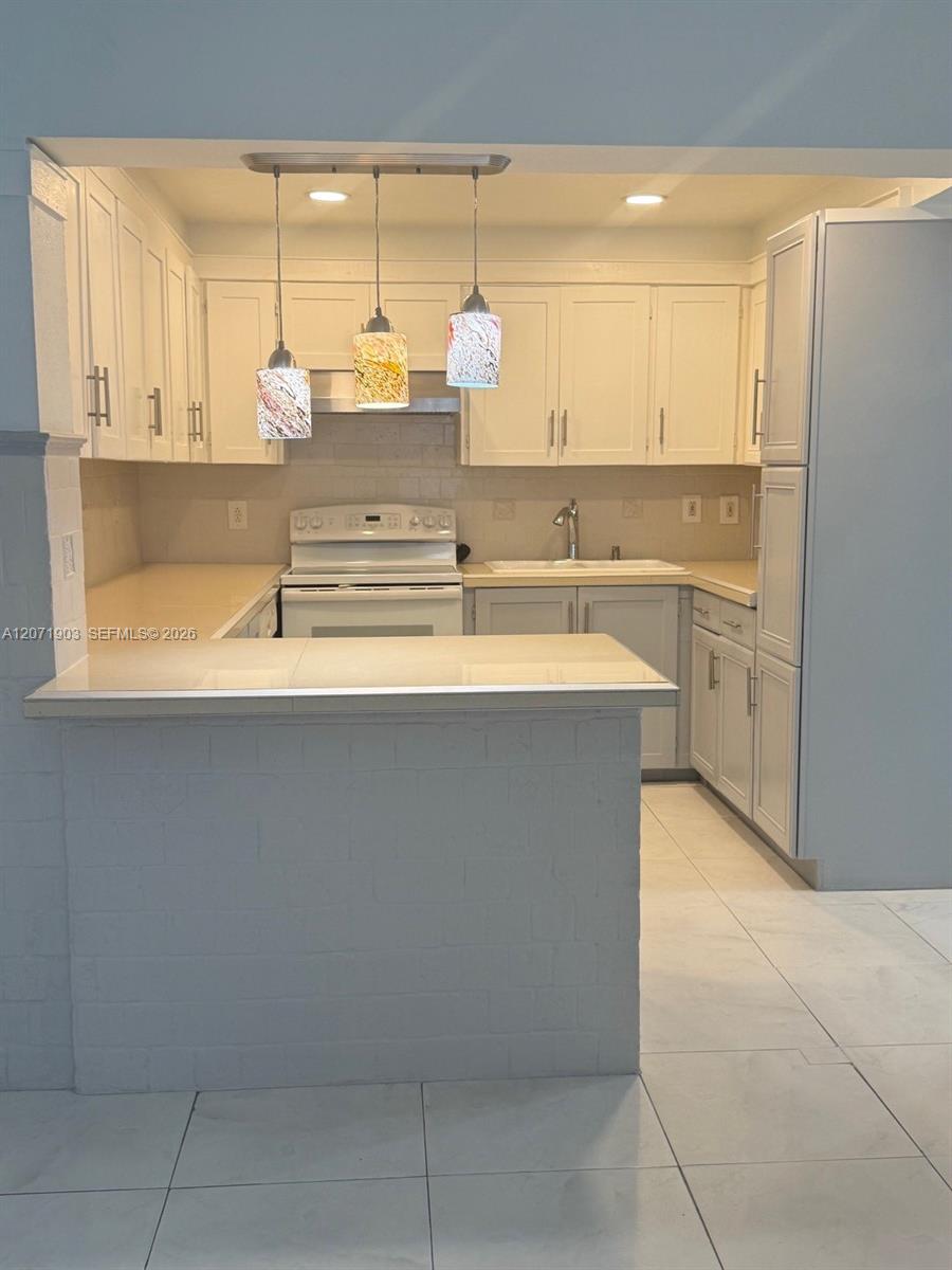 4210 NE 12th Terrace #4210 - 4210 NE 12th Terrace #4210, Pompano Beach, FL 33064 Luxury Property | Jose Angel Pina