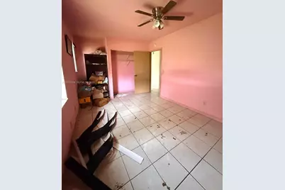 2911 NW 161st St, Miami Gardens, FL 33054 - Photo 13