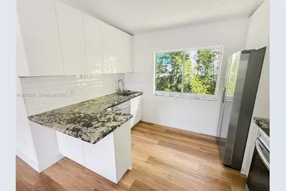 8035 Lake Dr #205, Doral, FL 33166 - Photo 3
