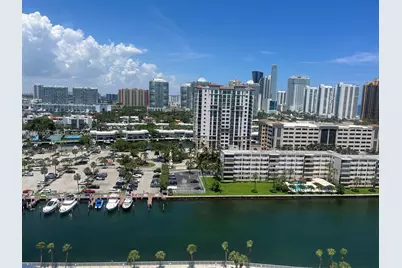300 Bayview Dr #1707, Sunny Isles Beach, FL 33160 - Photo 5