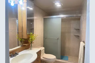 300 Bayview Dr #1707, Sunny Isles Beach, FL 33160 - Photo 25