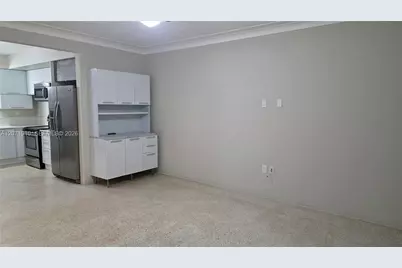 260 SW 31st Ct #260, Miami, FL 33135 - Photo 11