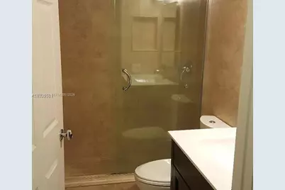 850 N Miami Ave #W-2205, Miami, FL 33136 - Photo 13