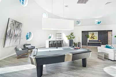 6000 Collins Ave #336, Miami Beach, FL 33140 - Photo 49